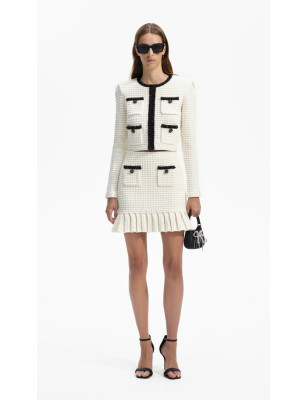 Siyah Şeritli Cepli Tasarım Triko Etek