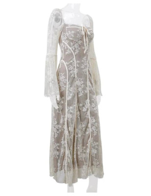 Korse Formlu Uzun Kollu Dantel Beyaz Midi Elbise