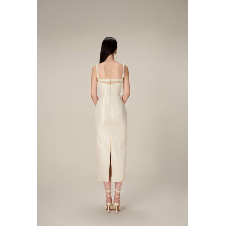 Göğsü Minik Pencereli İşlemeli Midi Boy Tasarım Elbise