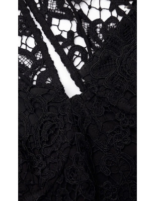 Boyundan Bağlı Kuplu Tasarım Dantel Mini Elbise