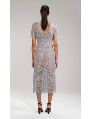 Mavi Taş Detaylı İşlemeli Midi Tasarım Elbise