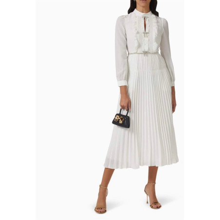 Kristal Fiyonk Detaylı Şifon Tasarım Midi Elbise