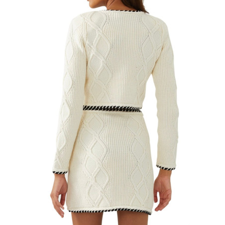 Biyeli Düğmeli Tasarım Hırka