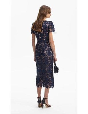 V Yaka Kristal Düğmeli Lacivert Dantel Tasarım Elbise