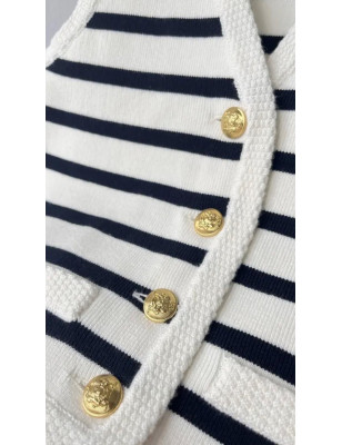 Çizgili Gold Düğmeli Tasarım Triko Yelek
