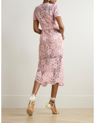 Toz Pembe Kristal Taşlı Kemerli Güpür Tasarım Midi Elbise