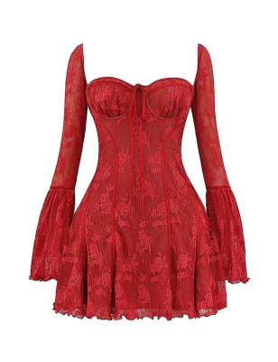 Korse Formlu Uzun Kollu Dantel Kırmızı Elbise