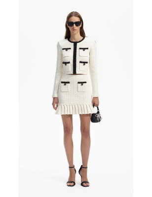 Siyah Şeritli Cepli Tasarım Triko Etek