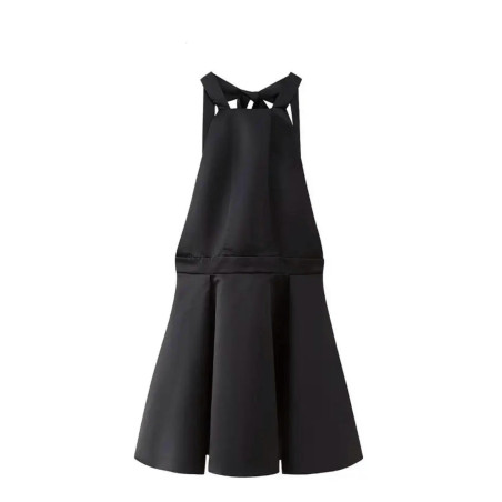 Halter Yaka Sırtı Kurdeleli Siyah Tasarım Mini Elbise