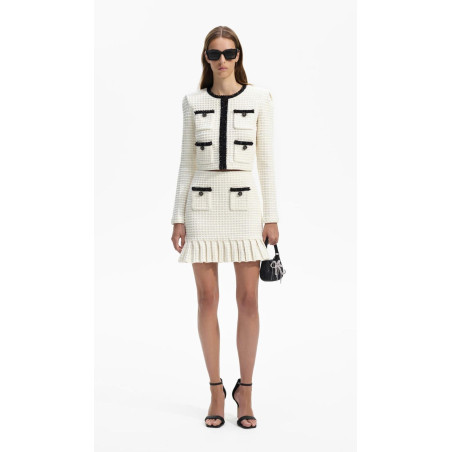 Siyah Şeritli Cepli Tasarım Triko Ceket