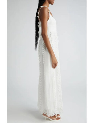 Kelebek Aplikli Askılı Maksi Premium Beyaz Elbise