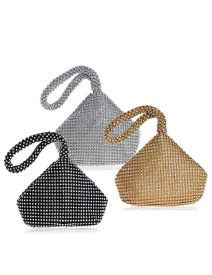 Bilezik Detaylı Kristal Taşlı Siyah Çanta