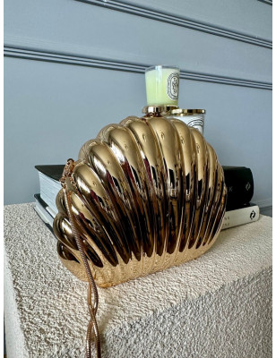 Deniz Kabuğu Formunda Gold Clutch