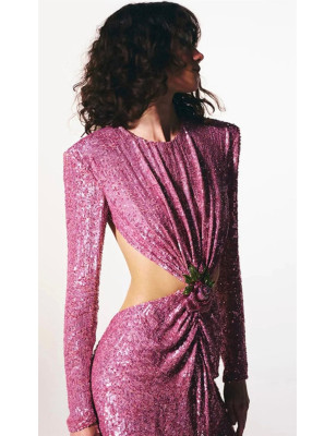 Pembe Sırt Dekolteli Gül Detaylı Payetli Elbise