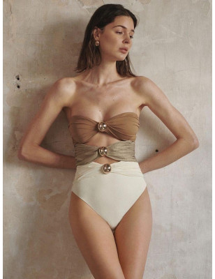 Gold Aksesuarlı Büzgülü Renkli Mayo ve Beyaz Etek Takım