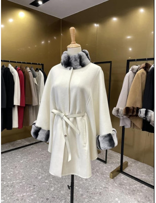 Kolları ve Boynu Kürklü Kemerli Kaşmir Premium Kaban